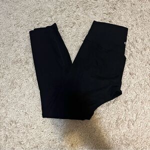 Lululemon black align ribbed 25” leggings size 4